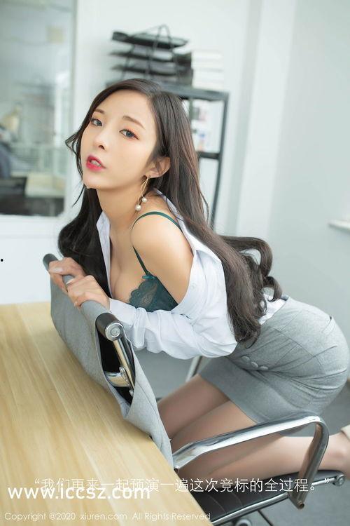 国产在线美女,网络新星的璀璨风采  第2张 国产在线美女,网络新星的璀璨风采  第2张